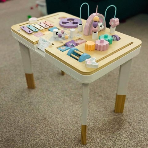 Stolik manipulacyjny LULILO montessori różowy Stolik manipulacyjny LULILO montessori różowy